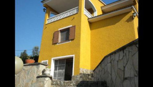 4 Bed Villa - Sleeps 8 - Pool - HotTub - Garden - Foto 4