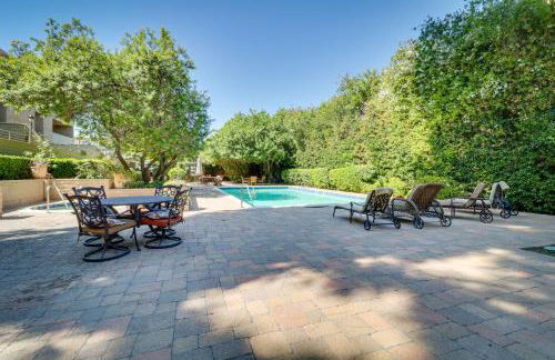 Granada Hills Condo with Community Pool and Workspace - Foto 24