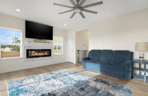 Robert's Retreat - Brand new home w/ gorgeous water views! - Foto 15