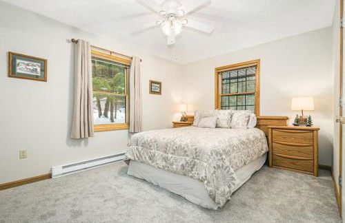 On a Whim Peaceful 2 bedroom home plus loft in charming lakefront community - Foto 11