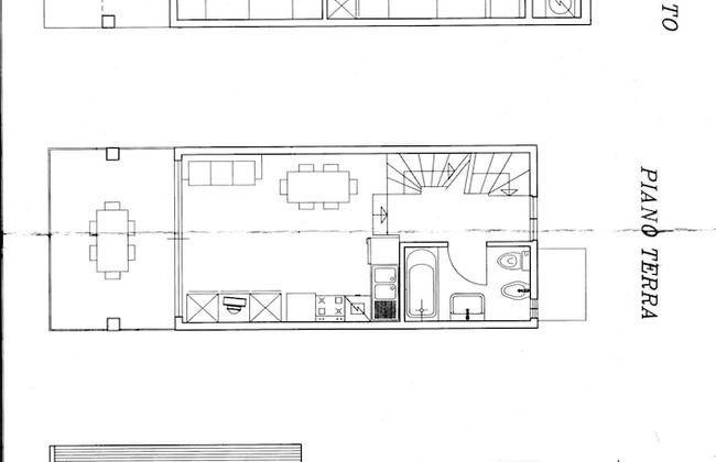 Red Villa With Shared Pool and Private Garden is the new Black on Lake Garda - Photo 9