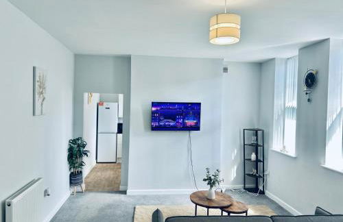 Strood Modern Flat with full kitchen and bathroom - Flat 1 Ground Floor - Photo 10