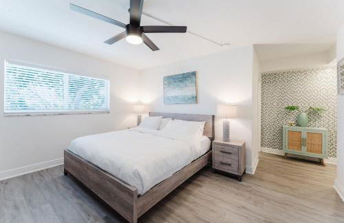 Boca Coastal Waterfront Stay - 2BR 2BA - Pool, Gym, Parking, Walk to Beach - Foto 40