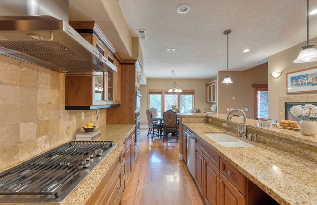 Luxe All-season Retreat by Avantstay Prime Location, Near Skiing - Foto 85