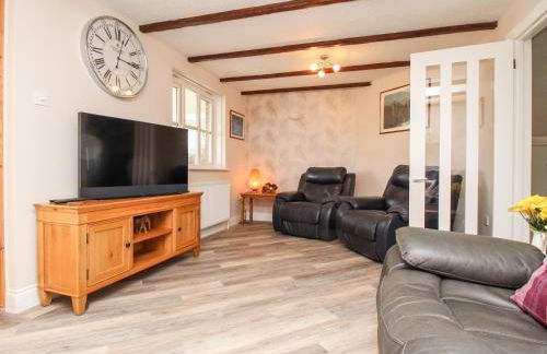 Knapp Cottage - Photo 6