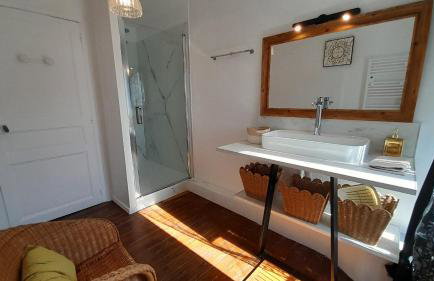 Home Sweet Home - Photo 4