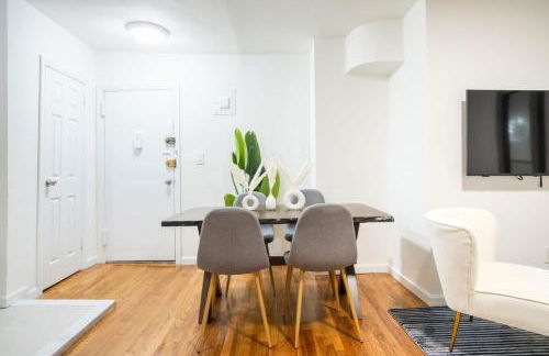 49-3B Newly renovated 2BR WD Midtown East - Photo 10