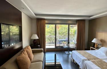 Artplatinum Suites & Apartments - Photo 12