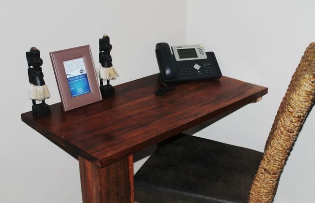 Vanuatu Beachfront Apartments - Photo 20