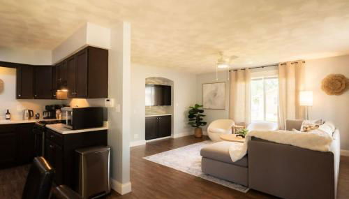 The Family Haven - 3BD 3BA Home in East Peoria - Foto 4