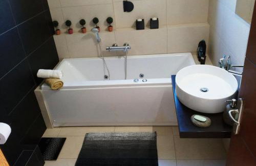 Belle Hélène - Foto 44