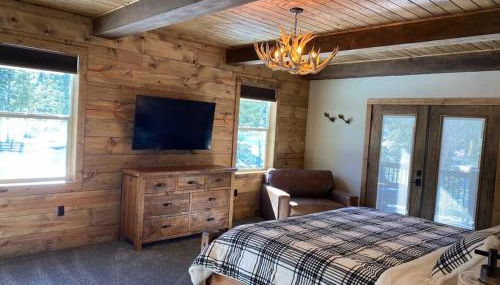 One of a Kind Cabin, Covered Deck, Spa, and Games - Foto 4