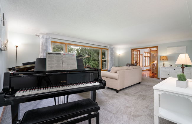 Manor on the River - Whole House - Photo 31