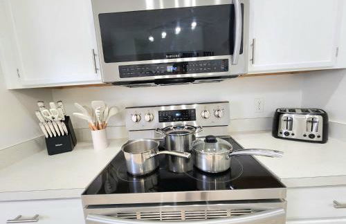 Home Close to Disney Parks/Amazing Private Pool - Photo 32