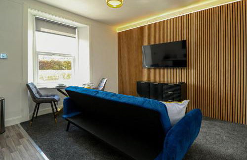 Fantastic 1 Bedroom Apartment with Free Parking - Ideal for Contractors - Foto 1