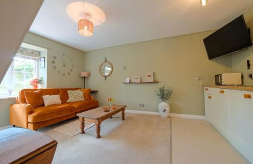 The Lilley Pad in Ludlow Cosy, Central, Perfect for Couples, Netflix & Parking Permit - Photo 9