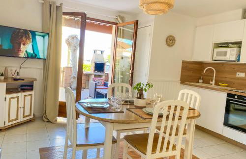 Dydy Haven - maison de vacances à Vias plage, piscine, mer et climatisation - Foto 8