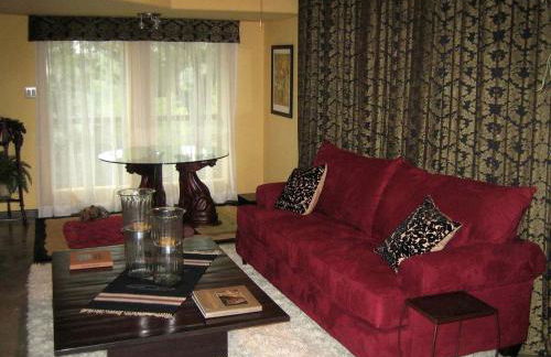 Pet-Friendly Cabin Rental for Two in Pipe Creek, Texas - Foto 2