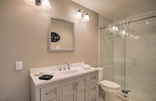 Families Welcome! Garland Home with Game Room - Foto 23