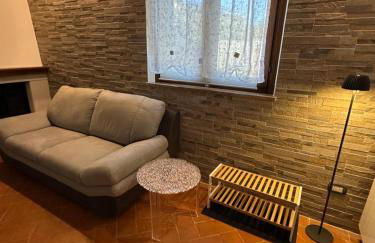 La casa dei piloti, intero alloggio con giardino privato, 2 camere da letto e 2 bagni - Foto 7