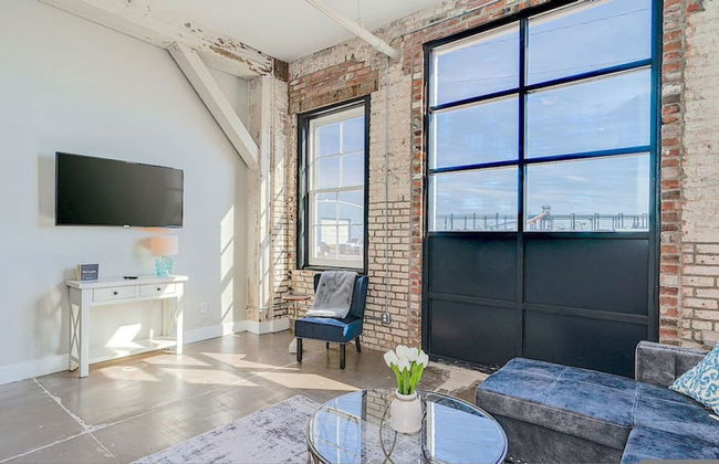 The Speakeasy Downtown Newport News - Foto 1