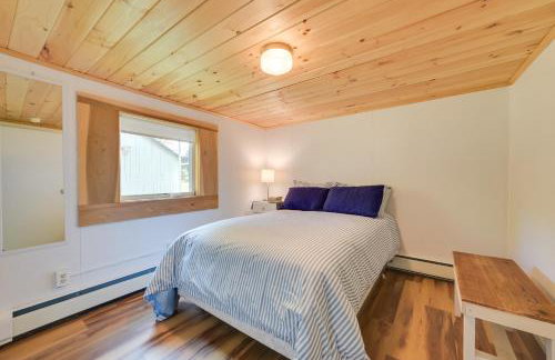 Cozy Harbor Springs Vacation Rental, 13 Mi to Town - Foto 18