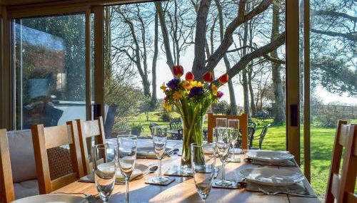 Sea View Lodge - Photo 5