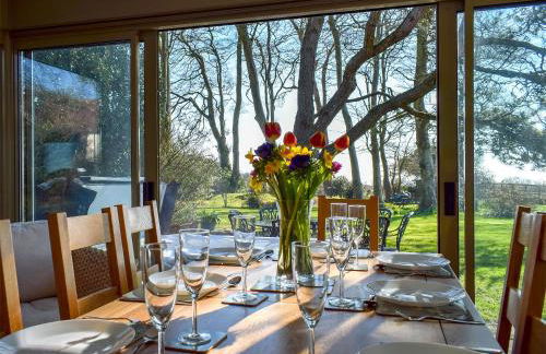 Sea View Lodge - Photo 5