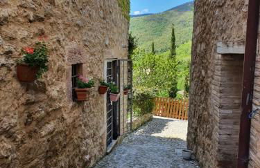 Il borgo di Cornillo - Foto 9