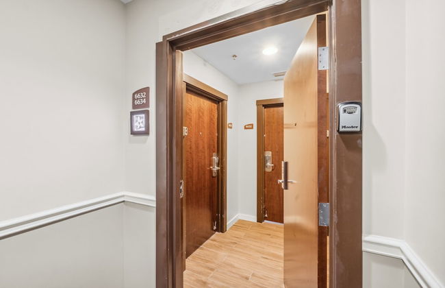 Luau Resort by Panhandle Getaways - Foto 2