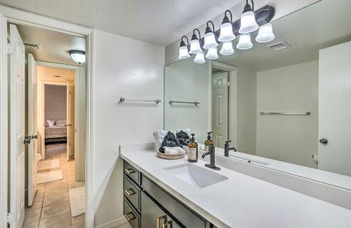 Patio and Workspace Litchfield Park Vacation Rental - Foto 20