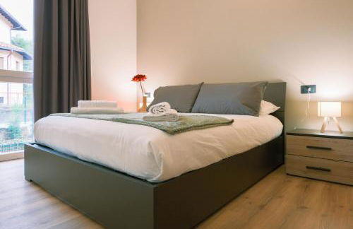 Costa Blu - Pool and terrace overlooking the lake - Foto 33