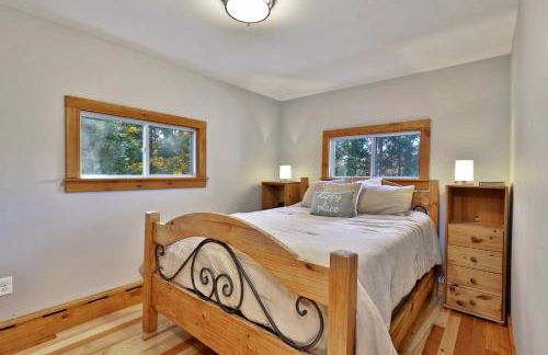 Lakeside Lodge at Fern Lake - 3BR, 1BA Waterfront with Dock - Foto 18