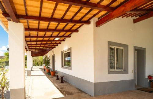 Luxe villa for 8 - Private Pool -AC -BBQ Area - Patio - 160Mbps - Olives - Palm - vineyard - Foto 13