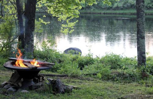 Beautiful and Secluded Cabin Rental with Views of Chippewa River near Hayward, Wisconsin - Foto 16