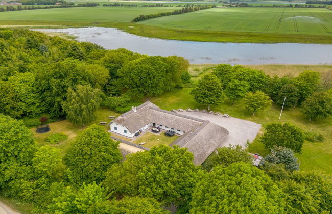 "Tatiane" - 10km from the sea - Foto 1