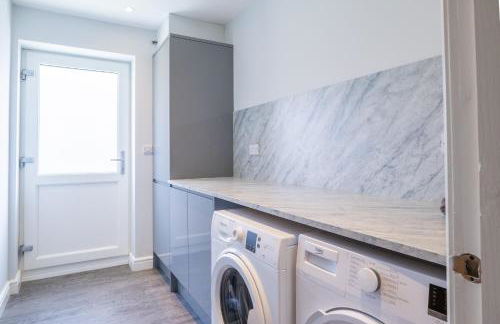 Field View- Amazing 5 bed, Great for contractors and families - Foto 32