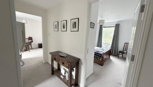 Cosy & Central 2 Bedrooms Apt - Foto 4