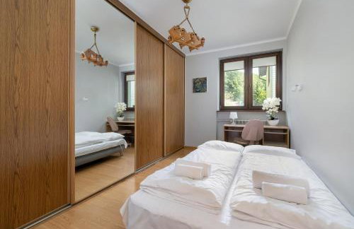 Przytulne Apartamenty w Klimatycznym Domu nad Białką w Otoczeniu Górskich Krajobrazów by Noclegi Renters - Foto 6