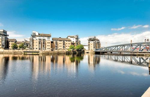 GuestReady - Stylish Apt w/ Parking near Edinburgh - Foto 44