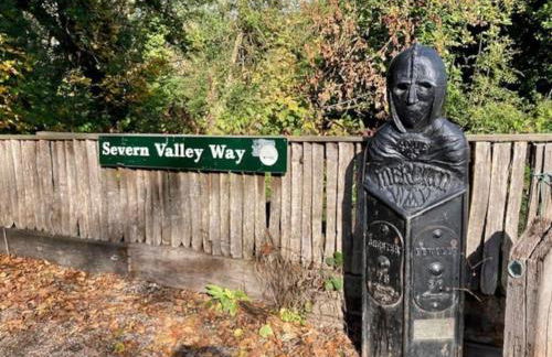 Carriage 2 - Coalport Station Holidays - Foto 12