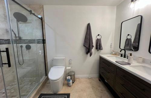 Serenity - Amazing Views & Modern Charm - Photo 6