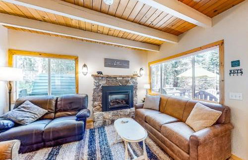 Cabin in the Woods - Photo 5