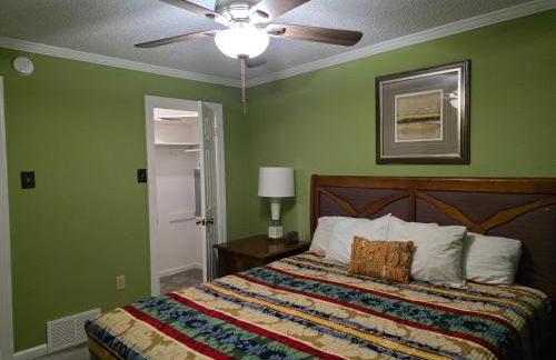 6BR in Suburban area close to Freeway and Galeria - Foto 32