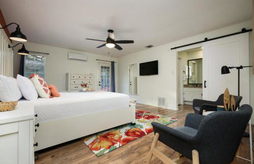 Texas Modern Minutes from Airport - Foto 16