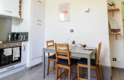 Proche centre, 2 couchages, calme, lumineux - Foto 3