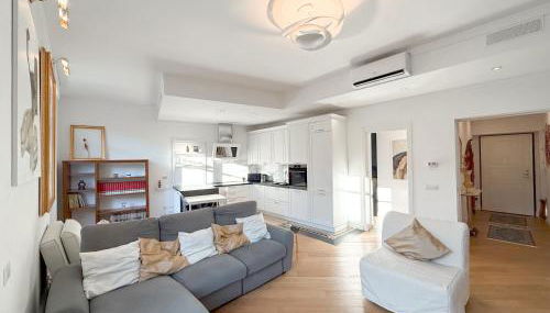 La Casa Del Pittore -Centro Storico- - Photo 5, minibar