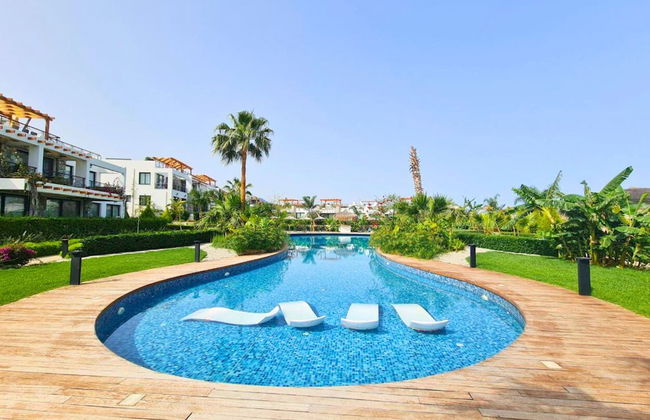 Serene Three-bedroom Retreat in Unforgettable Setting - Foto 1