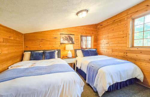 20 min to Yellowstone, Family Cabin, Fire Pit - Photo 20