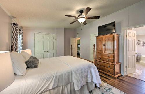 Lakefront Mabank Gem with Sunset Views Pets Welcome - Foto 9